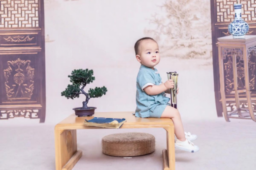 安徽1岁宝宝走路